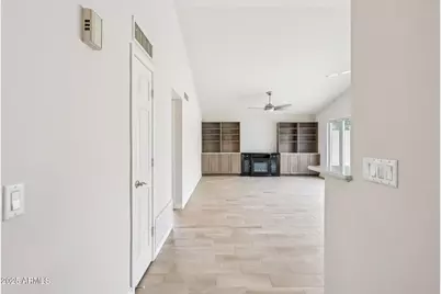 4223 E Cassia Way, Phoenix, AZ 85044 - Photo 4