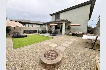 17380 W Patrick Lane, Surprise, AZ 85387 - Photo 6