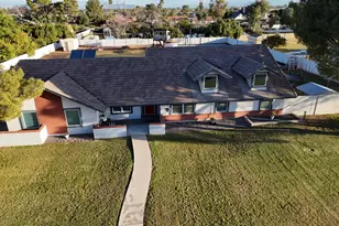 640 E Melody Dr, Gilbert, AZ 85234 - Photo 50