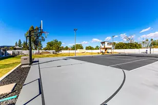 640 E Melody Dr, Gilbert, AZ 85234 - Photo 40