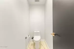 640 E Melody Dr, Gilbert, AZ 85234 - Photo 32