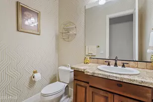 5643 E Rancho Tierra Dr, Cave Creek, AZ 85331 - Photo 28