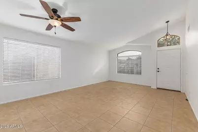 2326 W Gambit Trail, Phoenix, AZ 85085 - Photo 4