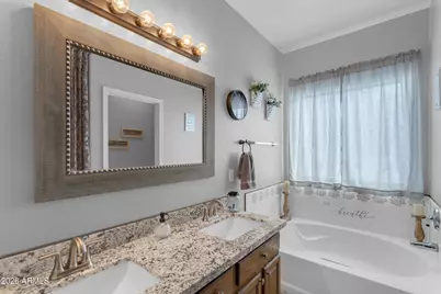 17735 W Port Royale Lane, Surprise, AZ 85388 - Photo 40