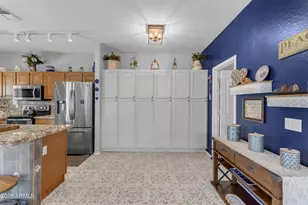 17735 W Port Royale Ln, Surprise, AZ 85388 - Photo 22