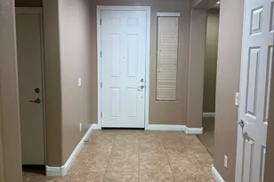 10743 W Desert Elm Ln, Peoria, AZ 85383 - Photo 4