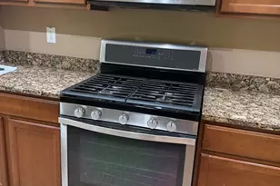 10743 W Desert Elm Ln, Peoria, AZ 85383 - Photo 12