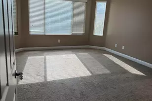 10743 W Desert Elm Ln, Peoria, AZ 85383 - Photo 16