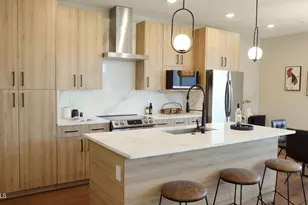 840 W Pecos Rd, Chandler, AZ 85225 - Photo 1