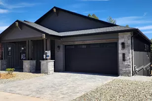 540 N Valerian Ln, Flagstaff, AZ 86004 - Photo 2