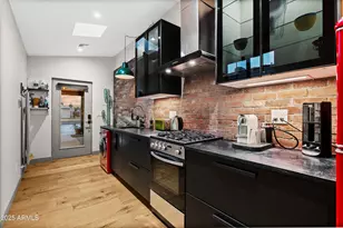 358 E Whitton Ave, Phoenix, AZ 85012 - Photo 26