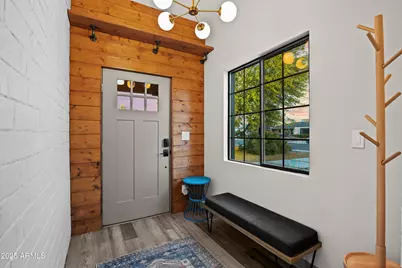 358 E Whitton Avenue, Phoenix, AZ 85012 - Photo 6