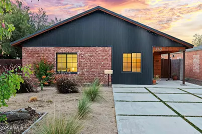 358 E Whitton Avenue, Phoenix, AZ 85012 - Photo 1