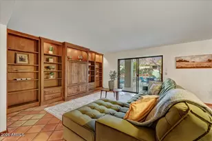 2550 E Denton Ln, Phoenix, AZ 85016 - Photo 26