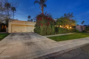 2550 E Denton Ln, Phoenix, AZ 85016 - Photo 6