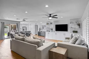 1867 E Oxford Dr, Tempe, AZ 85283 - Photo 4