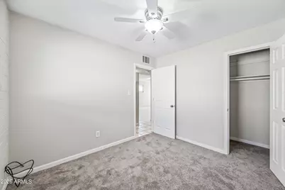 837 E Alice Avenue #B, Phoenix, AZ 85020 - Photo 12