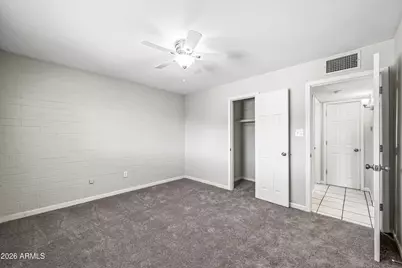 837 E Alice Avenue #B, Phoenix, AZ 85020 - Photo 10