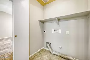 42586 W Sunland Dr, Maricopa, AZ 85138 - Photo 26