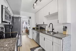 4646 N 11th Ave, Phoenix, AZ 85013 - Photo 12