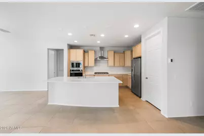 6377 W Eagle Way, Florence, AZ 85132 - Photo 8