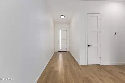 11415 N 58th Drive, Glendale, AZ 85304 - Photo 4