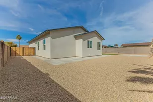 11415 N 58th Dr, Glendale, AZ 85304 - Photo 38