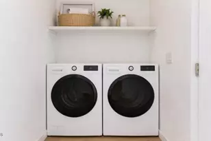 11415 N 58th Dr, Glendale, AZ 85304 - Photo 18