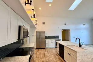 8101 N 13th Pl, Phoenix, AZ 85020 - Photo 16