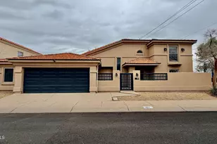 8101 N 13th Pl, Phoenix, AZ 85020 - Photo 1