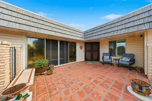 10921 W Campana Dr, Sun City, AZ 85351 - Photo 8