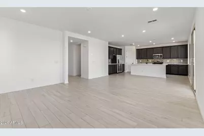 22392 W Monona Lane, Surprise, AZ 85387 - Photo 8
