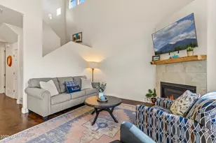 2477 W Mission Timber Cir, Flagstaff, AZ 86001 - Photo 4