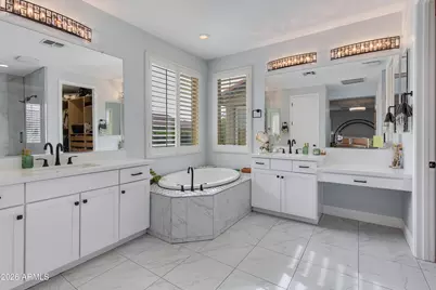 21711 N 39th Place, Phoenix, AZ 85050 - Photo 8