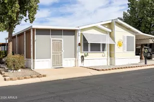 426 W Cottonwood Ln, Casa Grande, AZ 85122 - Photo 2