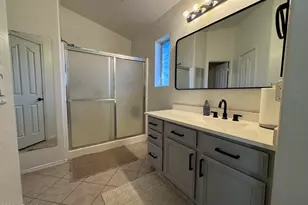 6803 W Caribbean Ln, Peoria, AZ 85381 - Photo 14