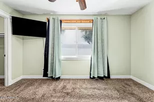 409 E Pegasus Dr, Tempe, AZ 85283 - Photo 24