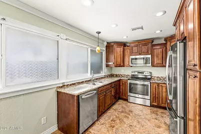 409 E Pegasus Drive, Tempe, AZ 85283 - Photo 4