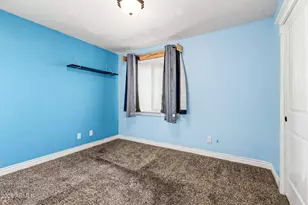 409 E Pegasus Dr, Tempe, AZ 85283 - Photo 16