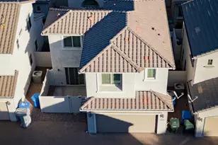 1958 W Busoni Pl, Phoenix, AZ 85023 - Photo 38