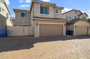 1958 W Busoni Pl, Phoenix, AZ 85023 - Photo 14