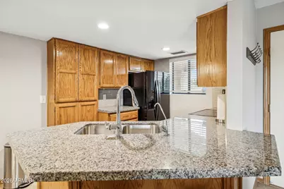 16108 E Emerald Drive #204, Fountain Hills, AZ 85268 - Photo 12