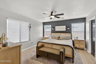 10830 W Louise Drive, Peoria, AZ 85373 - Photo 16