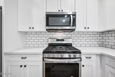 3030 N 38th Street #122, Phoenix, AZ 85018 - Photo 8