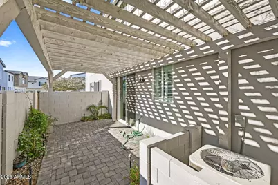 3030 N 38th Street #122, Phoenix, AZ 85018 - Photo 16