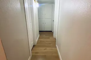 3826 W Flynn Ln, Phoenix, AZ 85019 - Photo 10