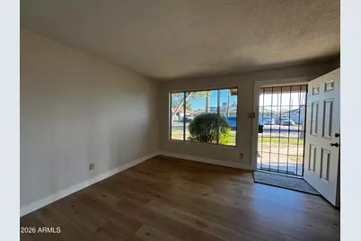 3826 W Flynn Lane, Phoenix, AZ 85019 - Photo 6