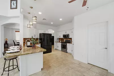 6843 S 26th Street, Phoenix, AZ 85042 - Photo 2