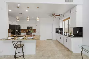 6843 S 26th St, Phoenix, AZ 85042 - Photo 4