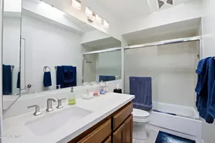 1015 E Becker Ln, Phoenix, AZ 85020 - Photo 22